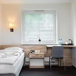 Hotell Automobil 3*