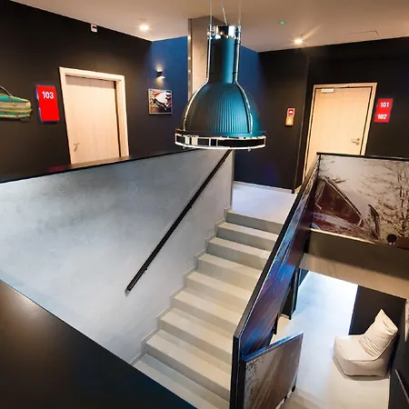 Automobil 3* Krakkó