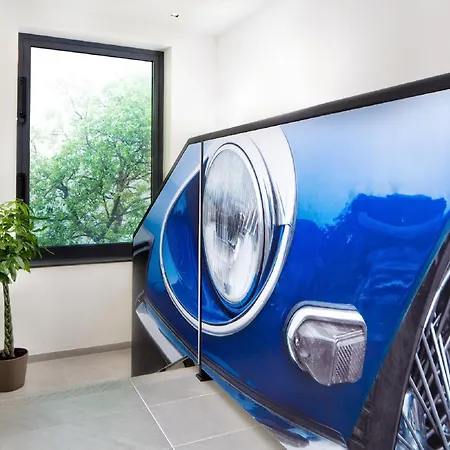 Automobil Hotel Krakov