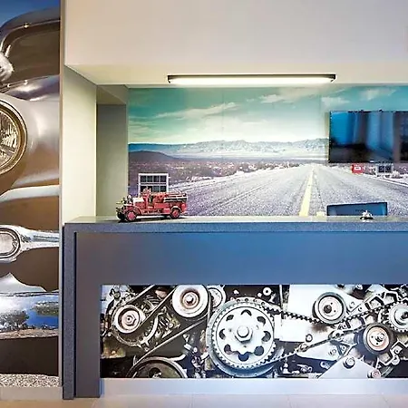 Automobil Hotel