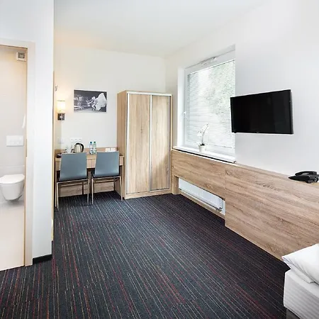 Automobil Hotel