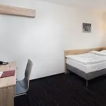 Automobil Hotel